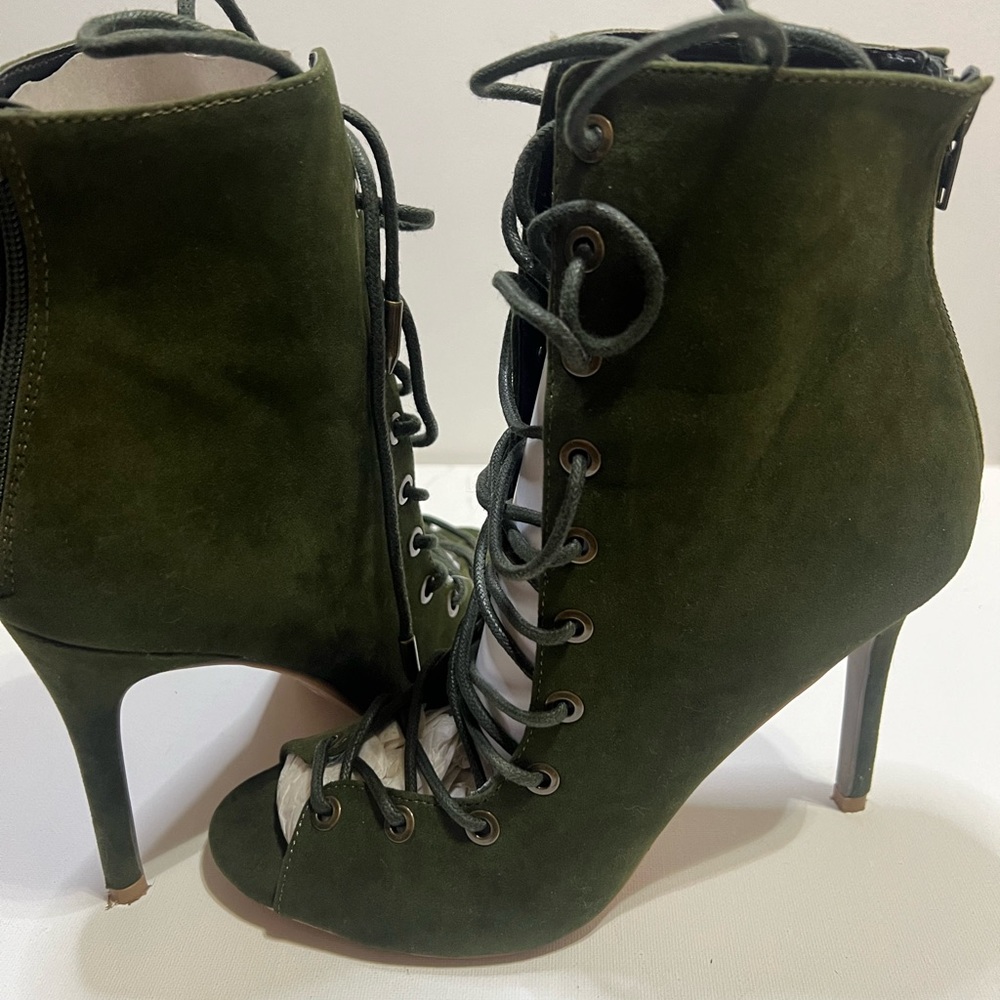 Shoe Republica lace up Olive heels.